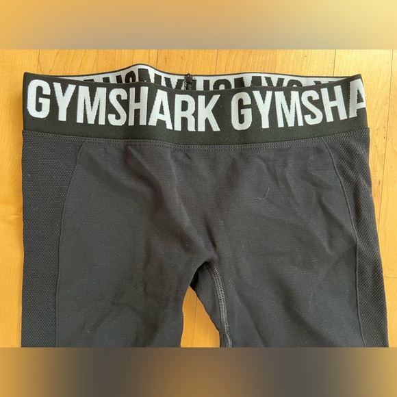 🦈 NWOT Black Flex Leggings | Low Rise | Gymshark | 22.5” Inseam | Size Small - Picture 4 of 17